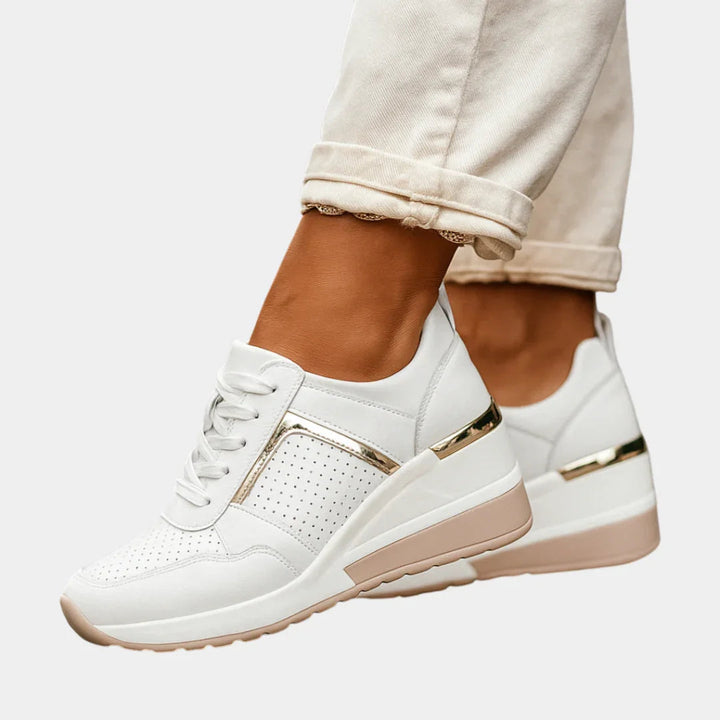 Sila | Comfortable Orthopaedic Shoe