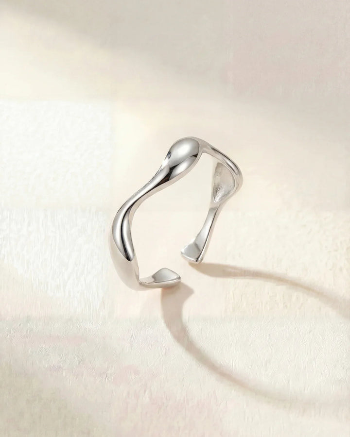 Armelle | Wavy Ring