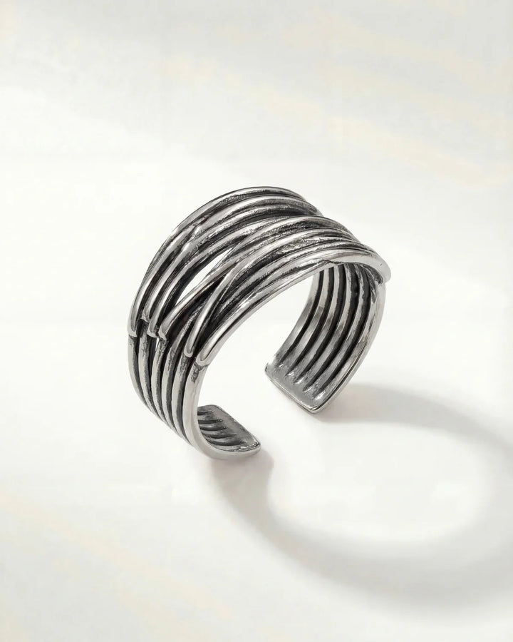 Isaline | Modern Ring