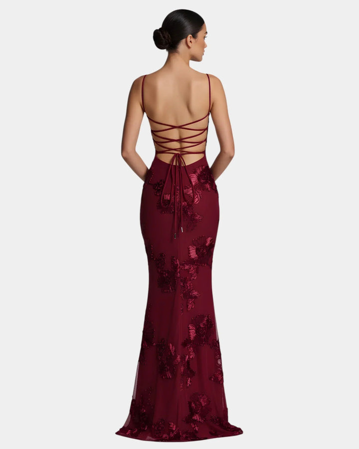 Inès | Exuberant Elegance