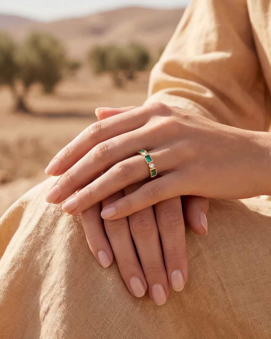 Pascale | Ring with Green Stones