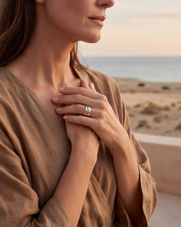 Axelle | Modern Ring