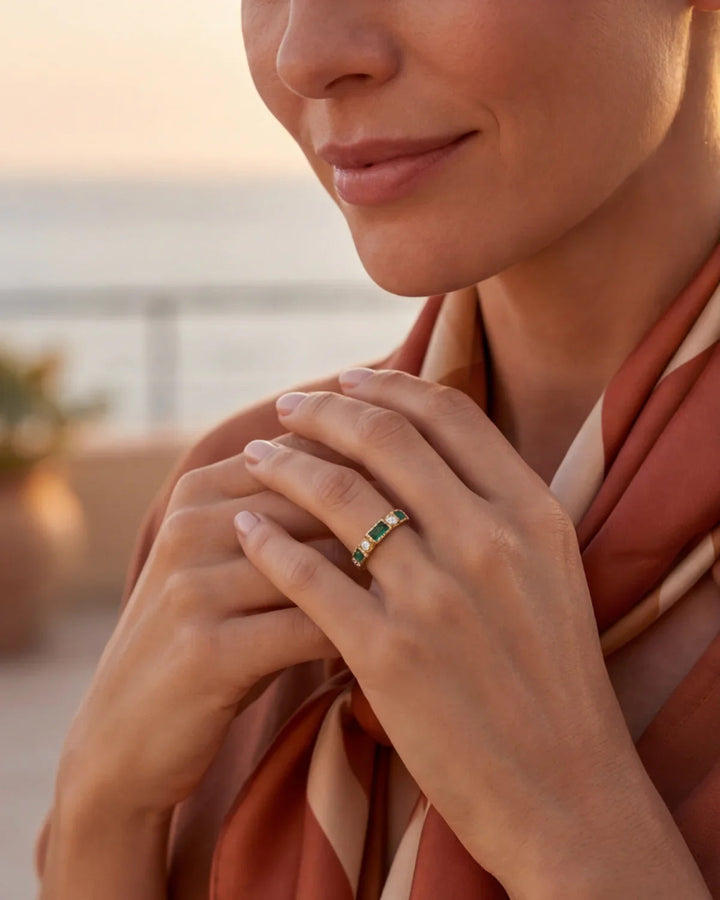 Pascale | Ring with Green Stones