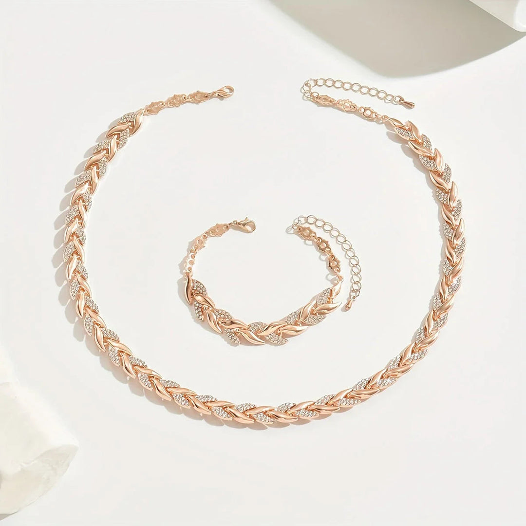 Nienke | Handmade Fish Tail Necklace