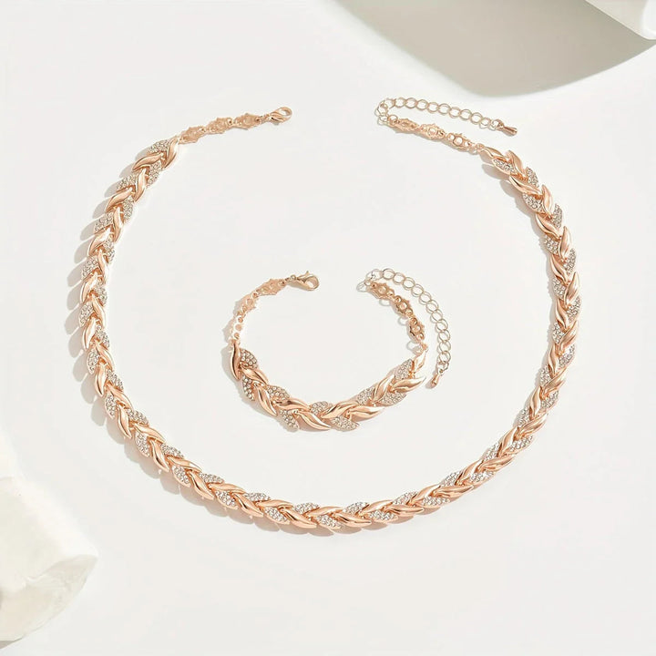Nienke | Handmade Fish Tail Necklace