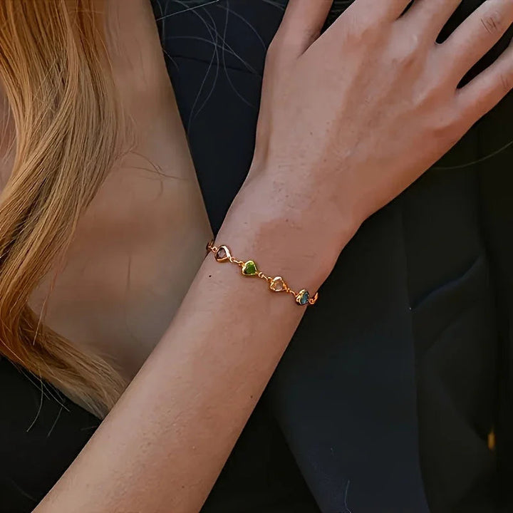 Elle | Unique Heart-Shaped Bracelet