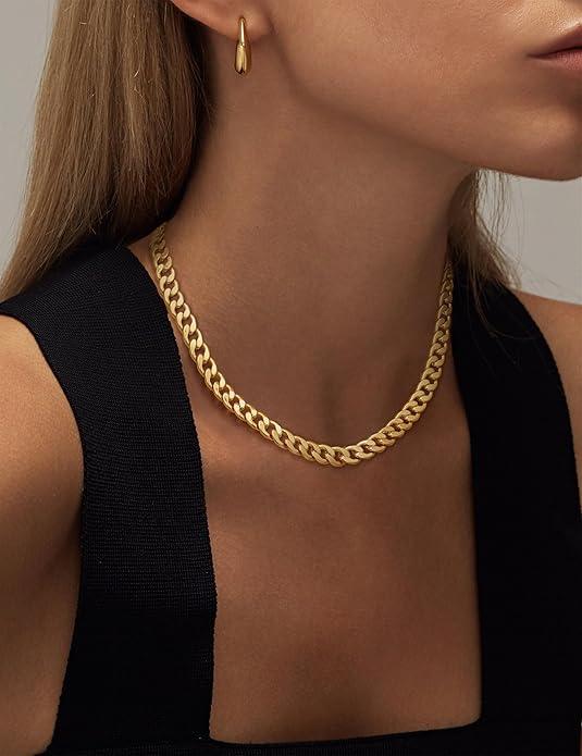 Léa | Round Gold Necklace