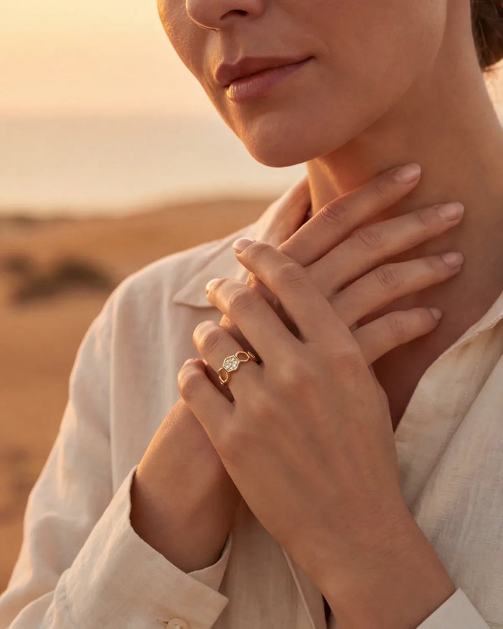 Dominique | Modern Ring