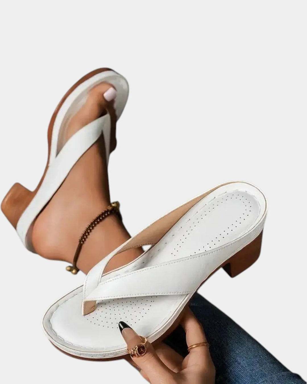 Aliénor | Comfortable Sandals with Thick Heels