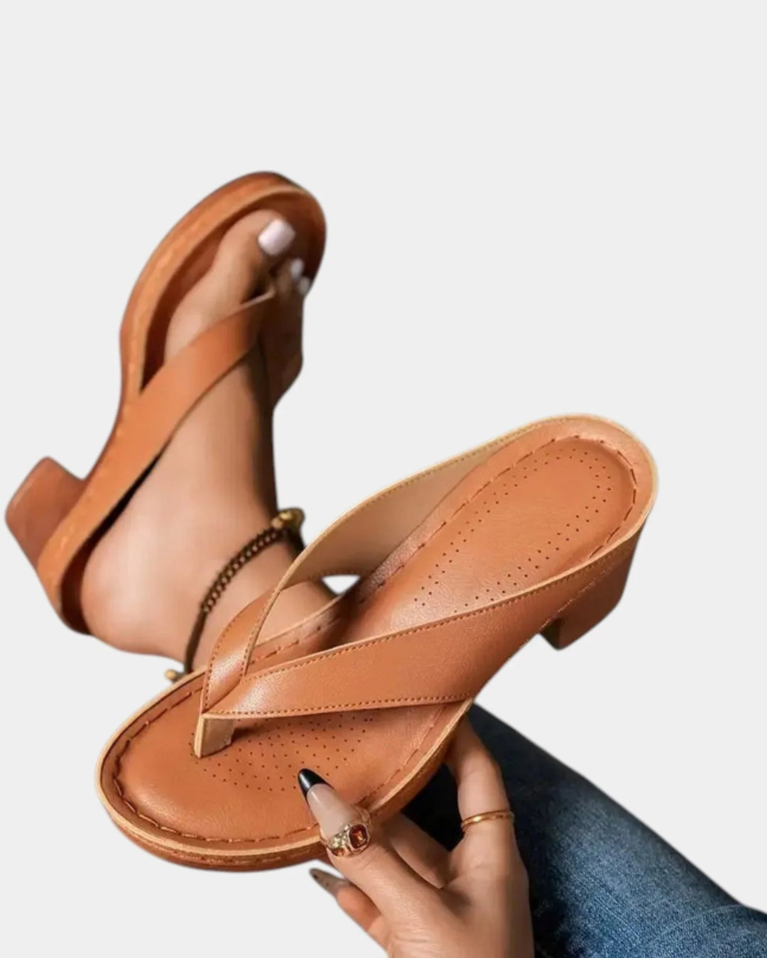 Aliénor | Comfortable Sandals with Thick Heels