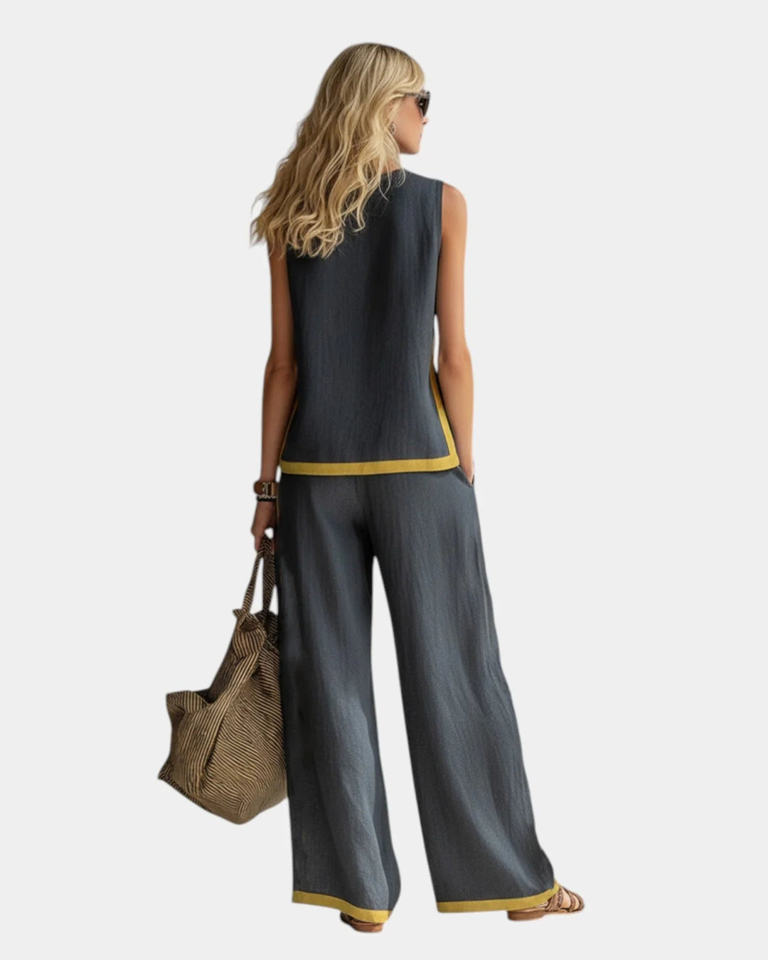Leila | Elegant Ensemble