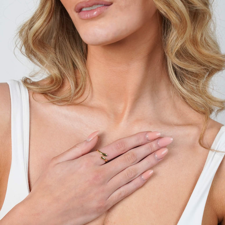 Estelle | Gentle Embrace Ring