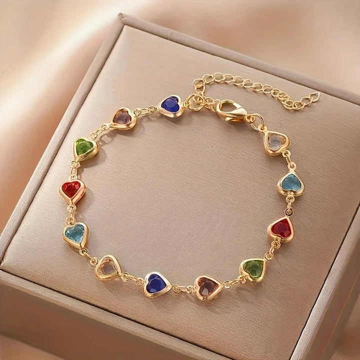 Elle | Unique Heart-Shaped Bracelet