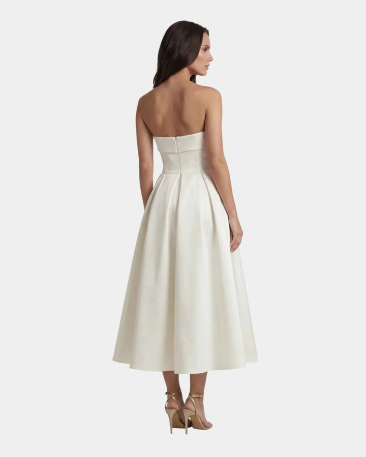 Josiane | Elegant Fluidity