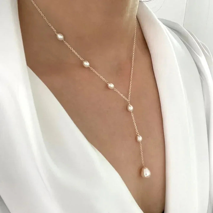 Zoe | Vintage Necklace with Pearls