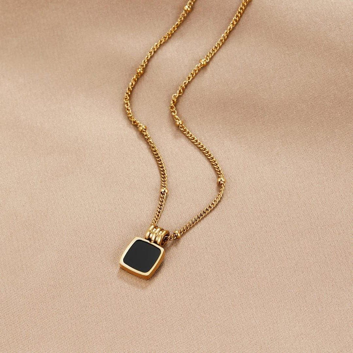 Coralie | Chic Black Midnight Pendant Necklace