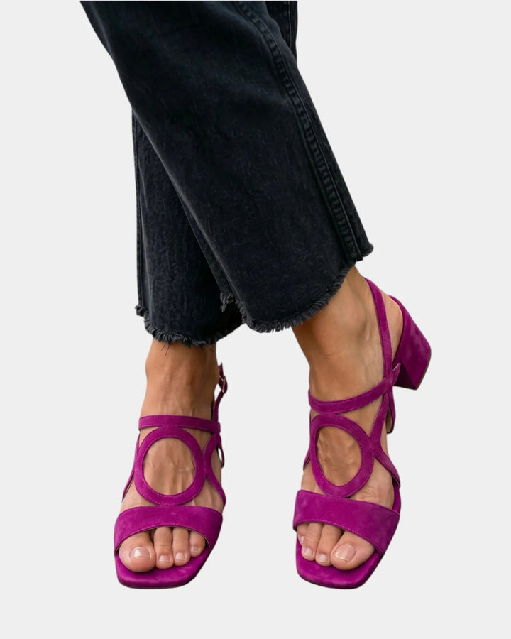 Guillelmine | Square Toe Sandals with Rounded Cut